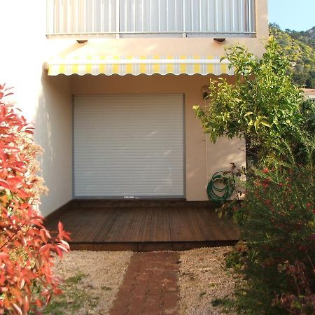 Au Coin De L'Olivier Appartamento Le Lavandou Esterno foto