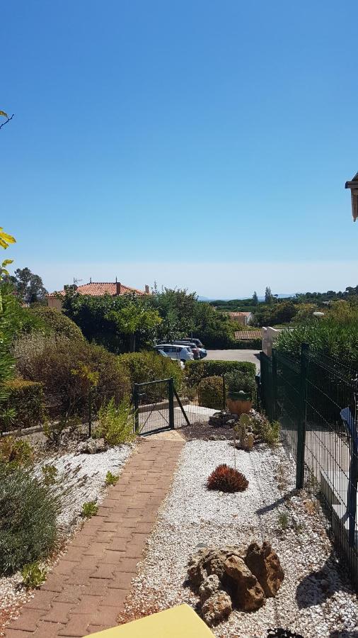 Au Coin De L'Olivier Appartamento Le Lavandou Esterno foto